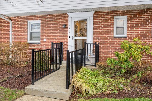 155 Charter Circle 155, Ossining, NY 10562