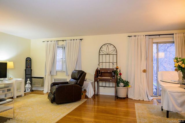 155 Charter Circle 155, Ossining, NY 10562