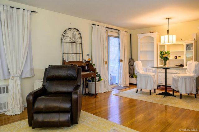 155 Charter Circle 155, Ossining, NY 10562