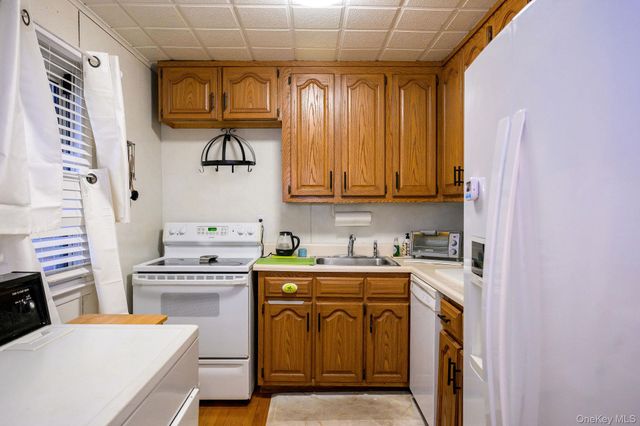 155 Charter Circle 155, Ossining, NY 10562