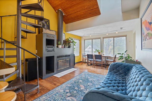 1561 Spring Lawn Avenue, Cincinnati, OH 45223