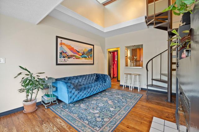 1561 Spring Lawn Avenue, Cincinnati, OH 45223