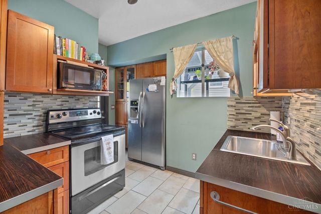 1561 Spring Lawn Avenue, Cincinnati, OH 45223