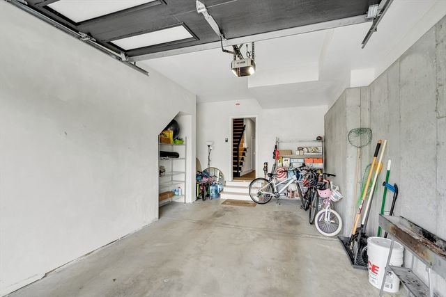 366 Massachusetts Ave 366, Lexington, MA 02420