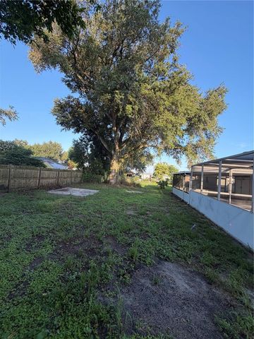 1923 FRUITLAND PARK CIRCLE, Eagle Lake, FL 33839