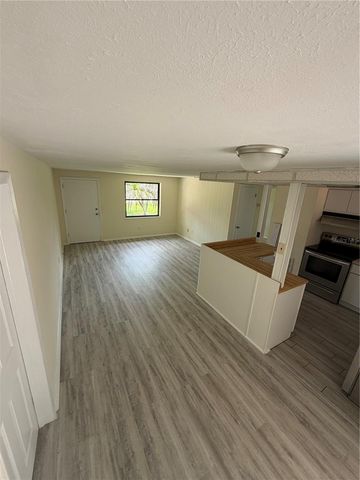 1923 FRUITLAND PARK CIRCLE, Eagle Lake, FL 33839