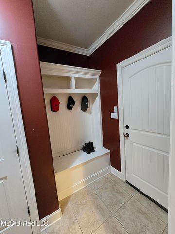 3327 Chateau Pointe Boulevard, Southaven, MS 38672