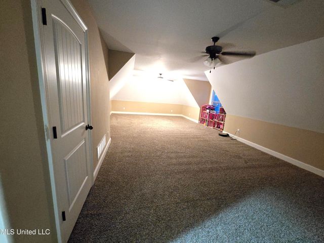 3327 Chateau Pointe Boulevard, Southaven, MS 38672