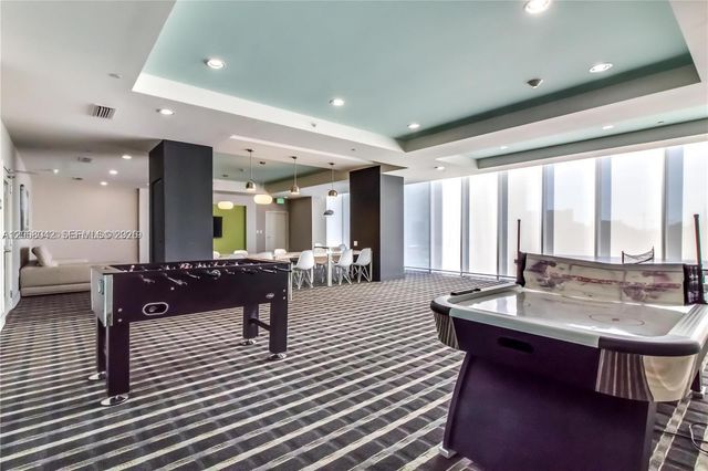 600 NE 27 Street 3501, Miami, FL 33137