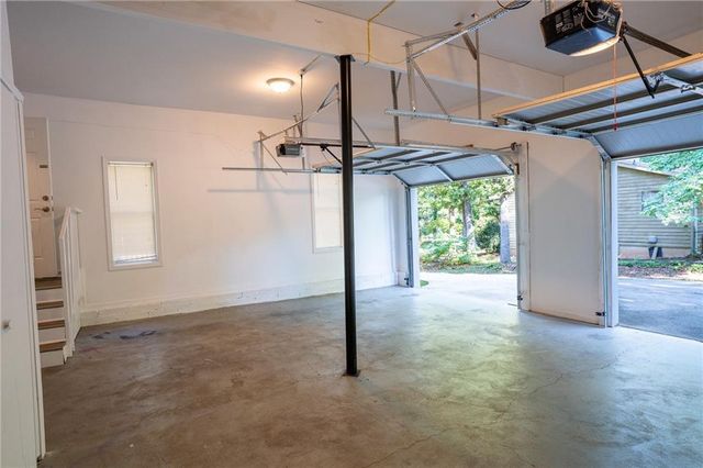 4007 Stacy Lane, Snellville, GA 30039