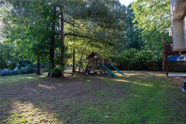 4007 Stacy Lane, Snellville, GA 30039