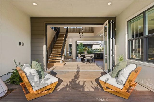 124 Chant, Irvine, CA 92618