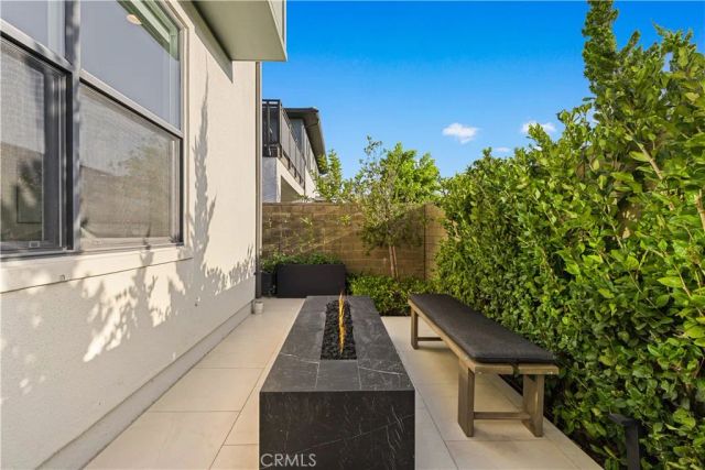 124 Chant, Irvine, CA 92618