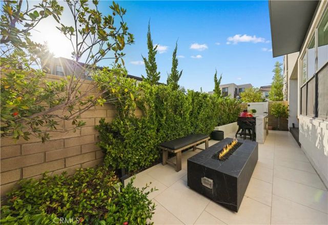 124 Chant, Irvine, CA 92618