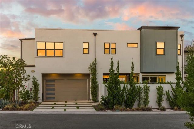 124 Chant, Irvine, CA 92618