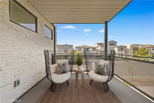 124 Chant, Irvine, CA 92618