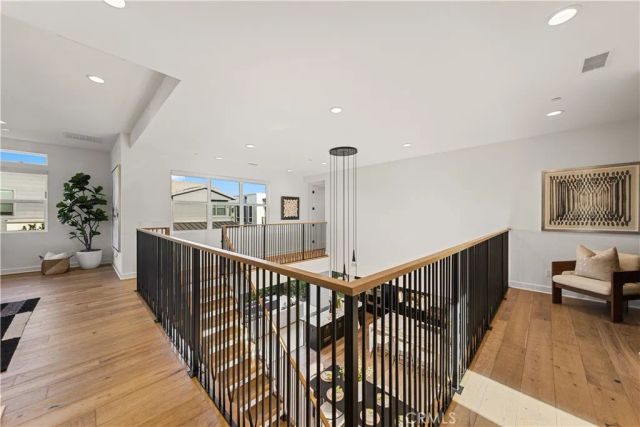 124 Chant, Irvine, CA 92618