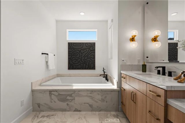 124 Chant, Irvine, CA 92618