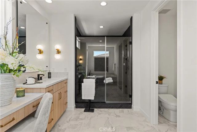 124 Chant, Irvine, CA 92618