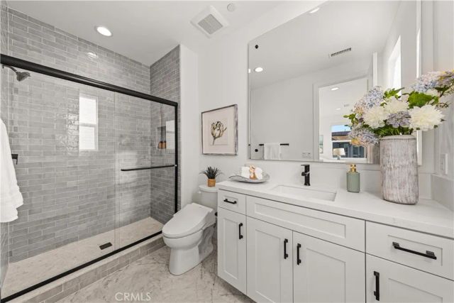 124 Chant, Irvine, CA 92618
