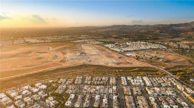 124 Chant, Irvine, CA 92618