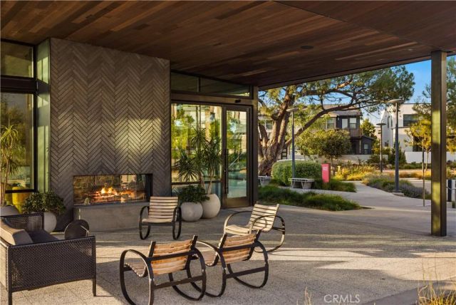 124 Chant, Irvine, CA 92618