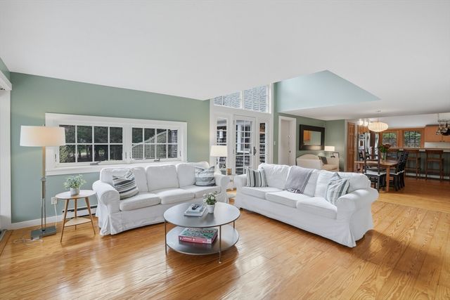 35 Nats Farm Lane, West Tisbury, MA 02575