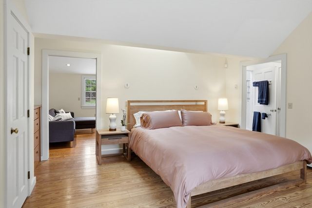 35 Nats Farm Lane, West Tisbury, MA 02575