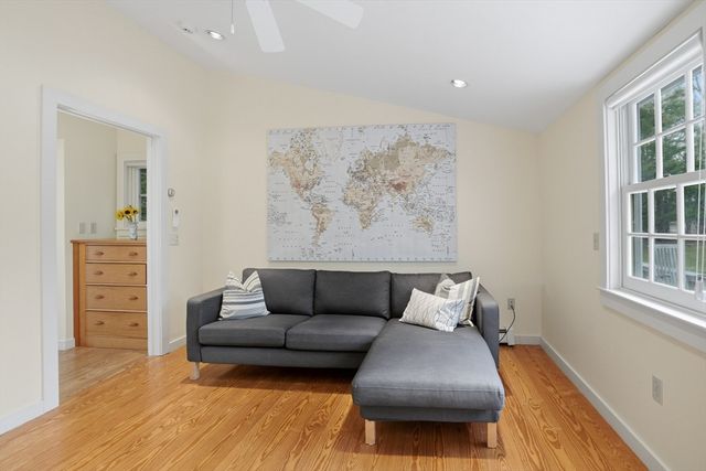 35 Nats Farm Lane, West Tisbury, MA 02575