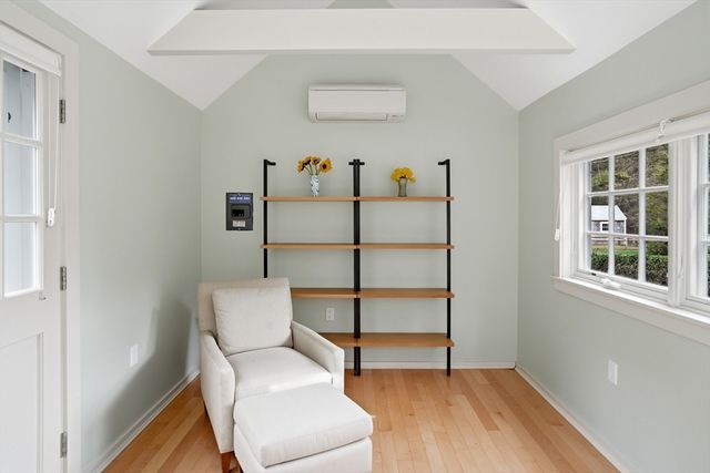 35 Nats Farm Lane, West Tisbury, MA 02575