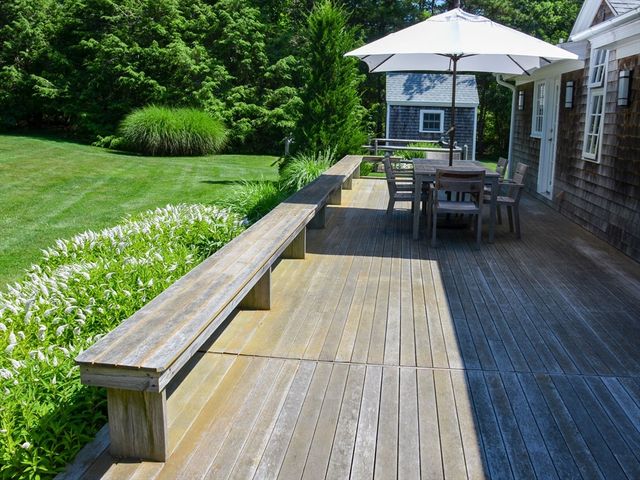 35 Nats Farm Lane, West Tisbury, MA 02575