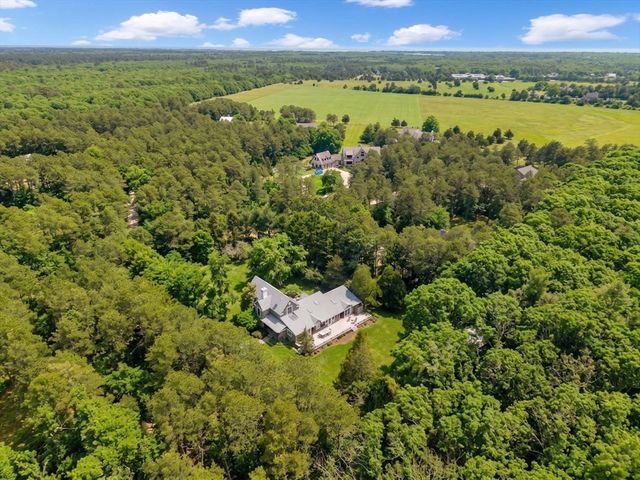 35 Nats Farm Lane, West Tisbury, MA 02575