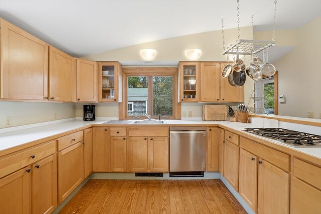 35 Nats Farm Lane, West Tisbury, MA 02575