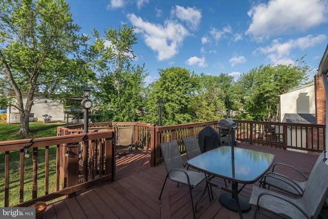 8192 OAKGLEN RD, Manassas, VA 20110