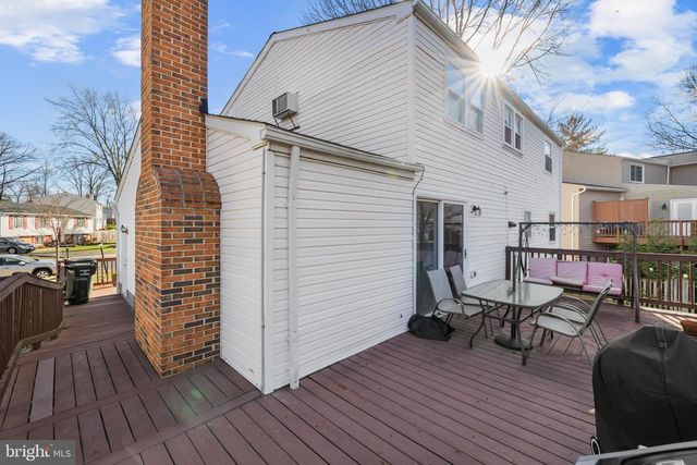 8192 OAKGLEN RD, Manassas, VA 20110