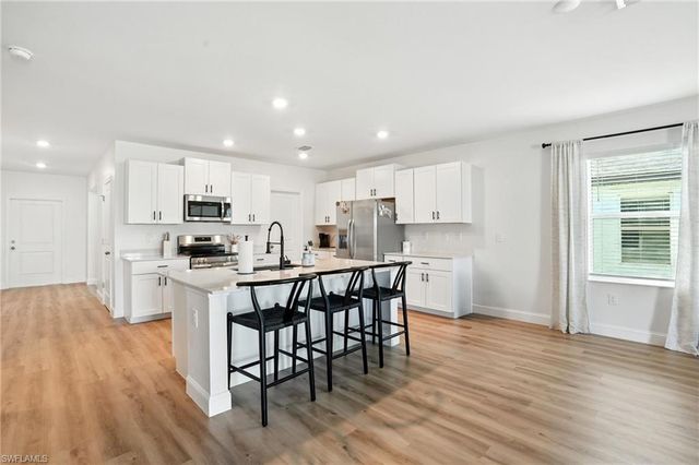 17765 Paradiso WAY, North Fort Myers, FL 33917