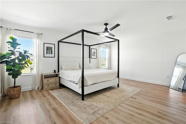 17765 Paradiso WAY, North Fort Myers, FL 33917