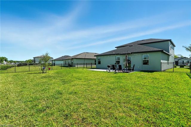 17765 Paradiso WAY, North Fort Myers, FL 33917
