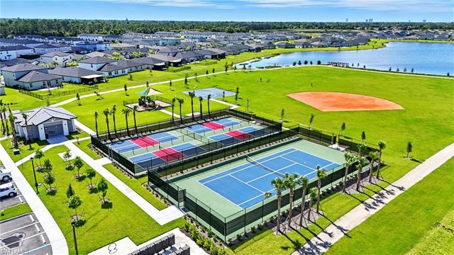 17765 Paradiso WAY, North Fort Myers, FL 33917