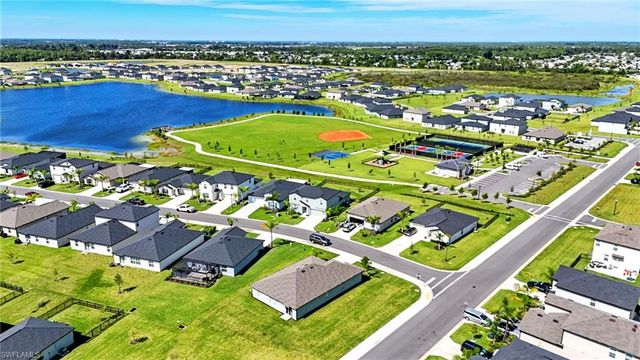17765 Paradiso WAY, North Fort Myers, FL 33917