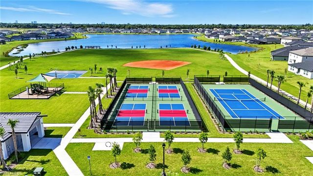17765 Paradiso WAY, North Fort Myers, FL 33917
