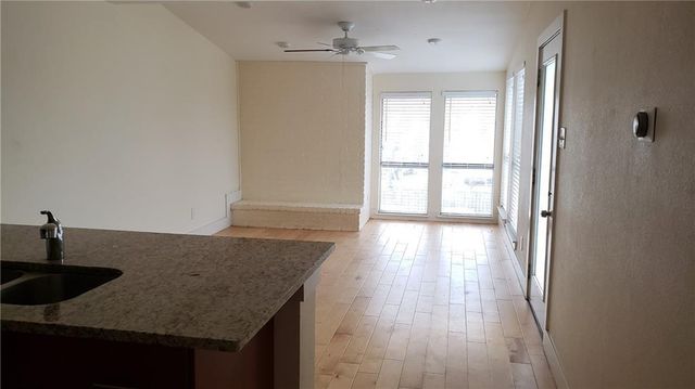 909 Reinli ST 248, Austin, TX 78751