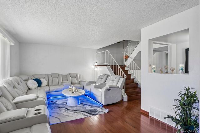 1024 S Alkire Street, Lakewood, CO 80228