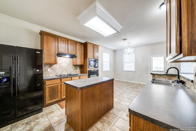 108 LING LN, Cibolo, TX 78108