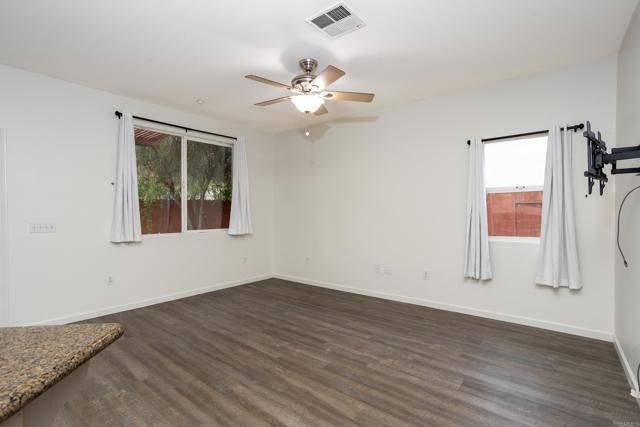 8772 Glen Vista Way, Santee, CA 92071