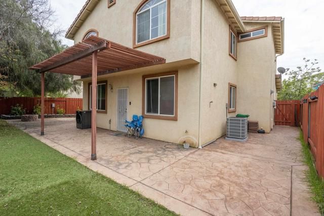 8772 Glen Vista Way, Santee, CA 92071