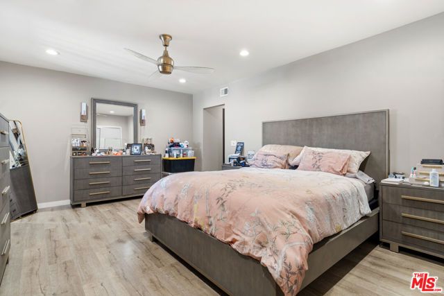 7705 Ben Avenue, North Hollywood (los Angeles), CA 91605