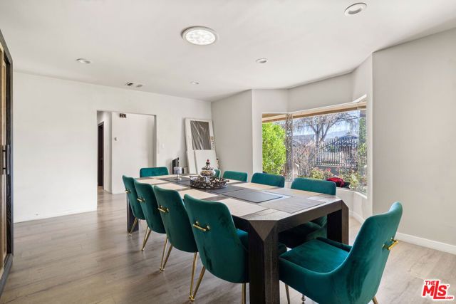 7705 Ben Avenue, North Hollywood (los Angeles), CA 91605