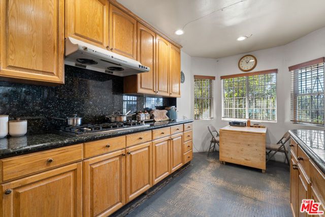 7705 Ben Avenue, North Hollywood (los Angeles), CA 91605