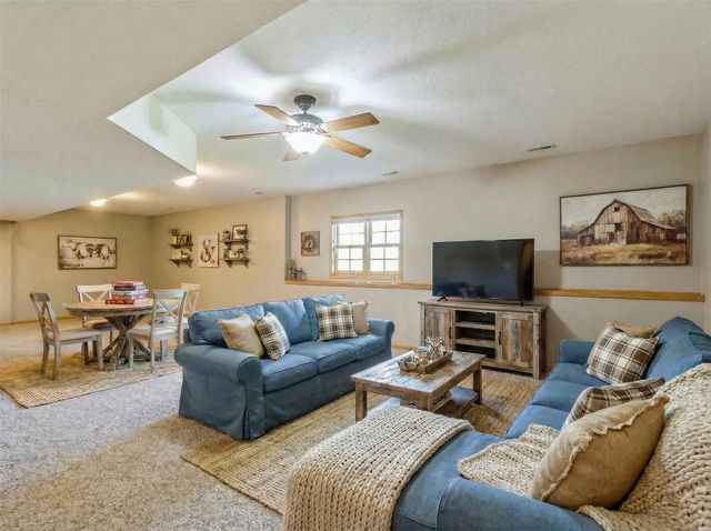 3112 Hart Avenue, Des Moines, IA 50320